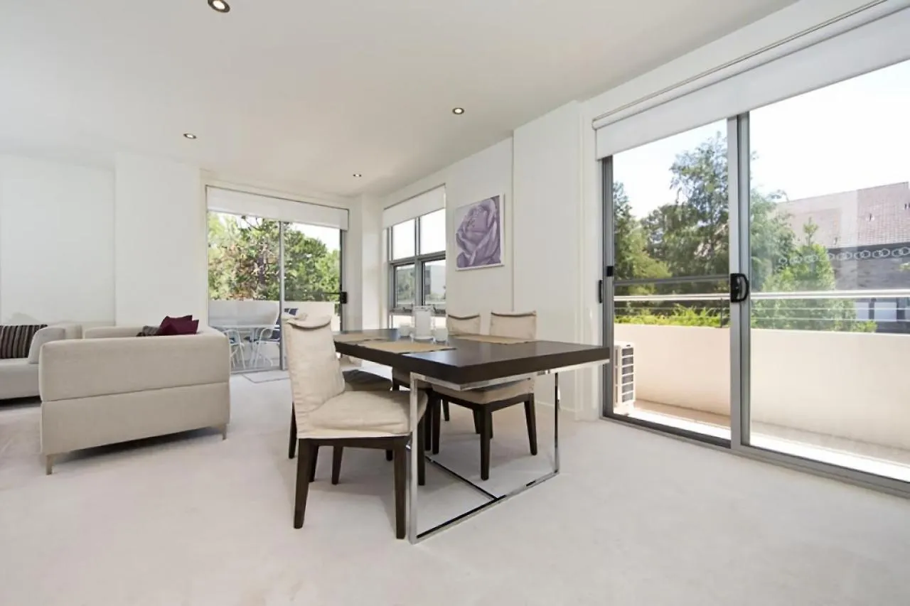 Trieste Apartments Kingston Канберра